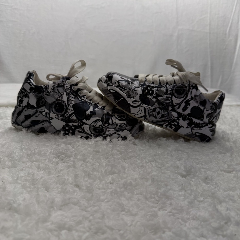Graffiti Print Platform Sneakers White Chunky Casino Poker Dice B&W Women 8